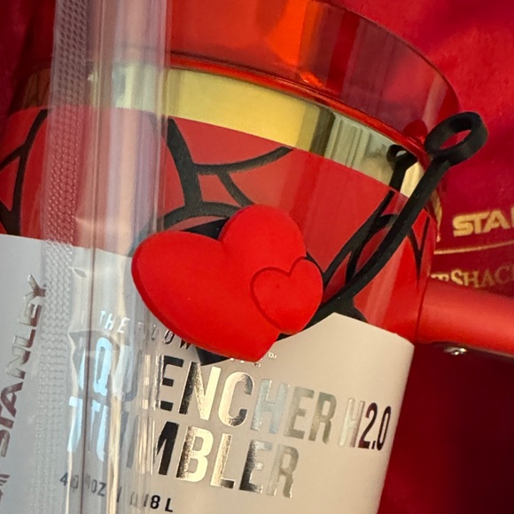 Stanley Red Hello Kitty Tumbler - Picture 2 of 11